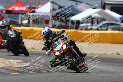 media/Apr-09-2022-SoCal Trackdays (Sat) [[c9e19a26ab]]/Turn 2 (1140am)/